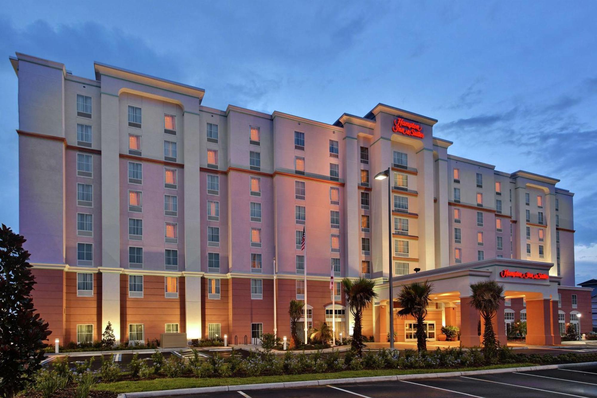 Hampton Inn & Suites Orlando Airport At Gateway Village Exterior foto