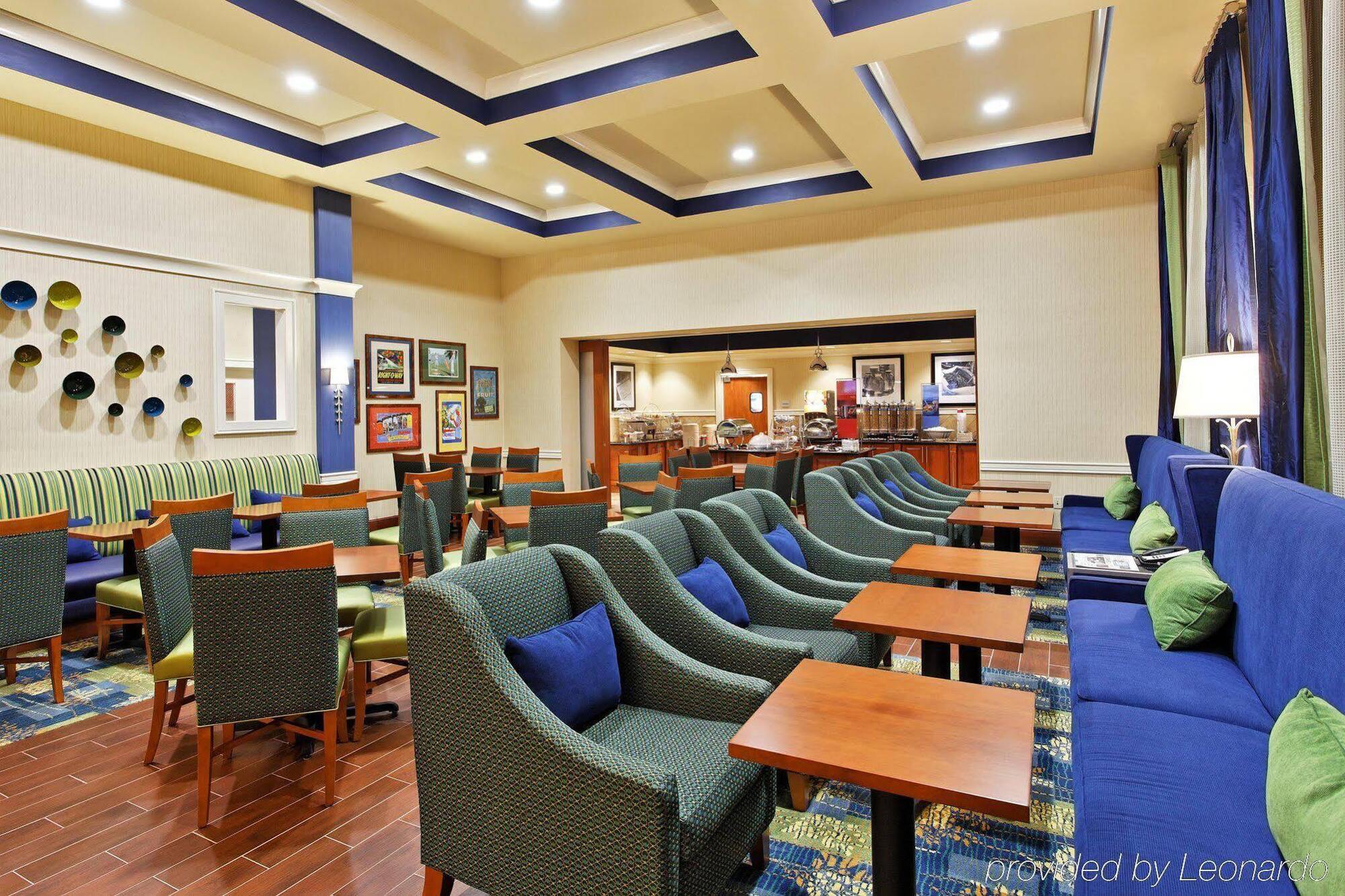 Hampton Inn & Suites Orlando Airport At Gateway Village Exterior foto